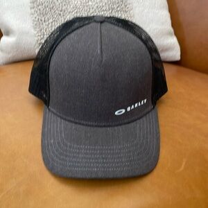 Oakley SnapBack Hat